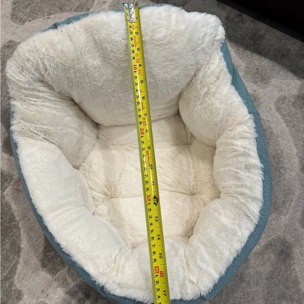 Cozy Blue and White Pet Bed- open box item